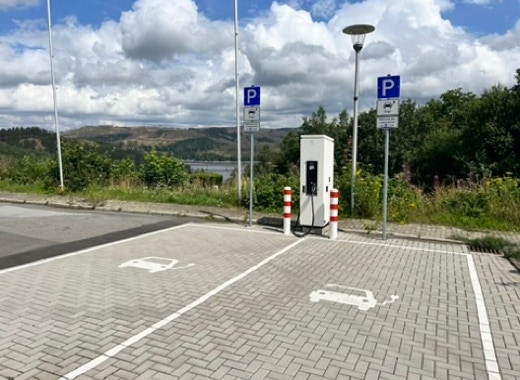 öttentliche e-Ladestation